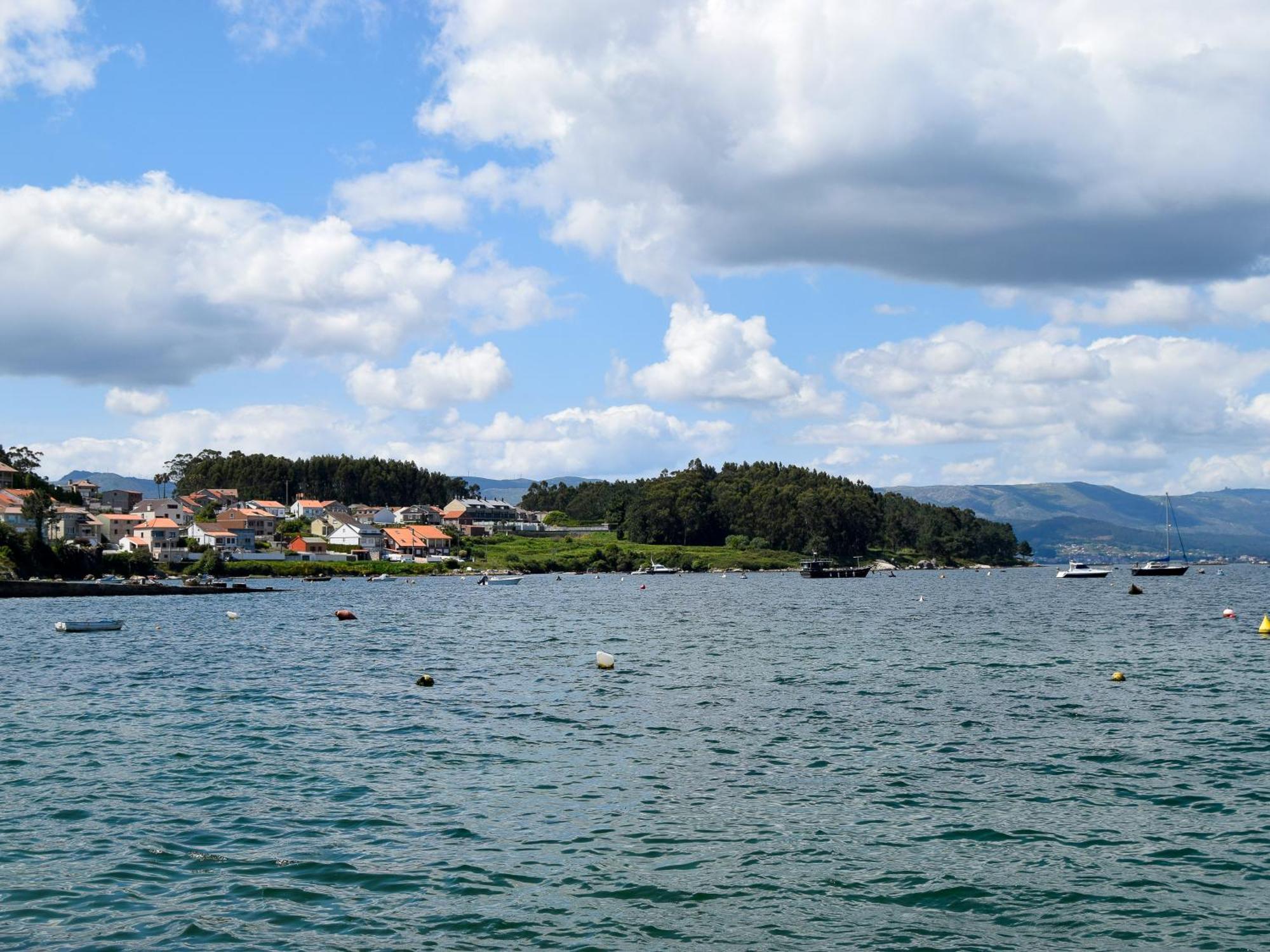 Complejo Tamanaco Illa De Arousa 3000 المظهر الخارجي الصورة